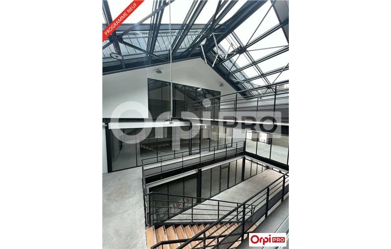 Location de bureau de 89 m² à Villard-de-Lans - 38250 photo - 1