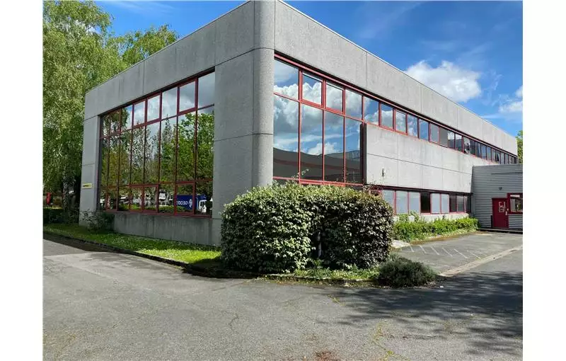 Location de bureau de 3015 m² à Villebon-sur-Yvette - 91140