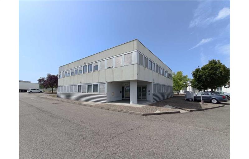 Location de bureau de 657 m² à Villefontaine - 38090 photo - 1