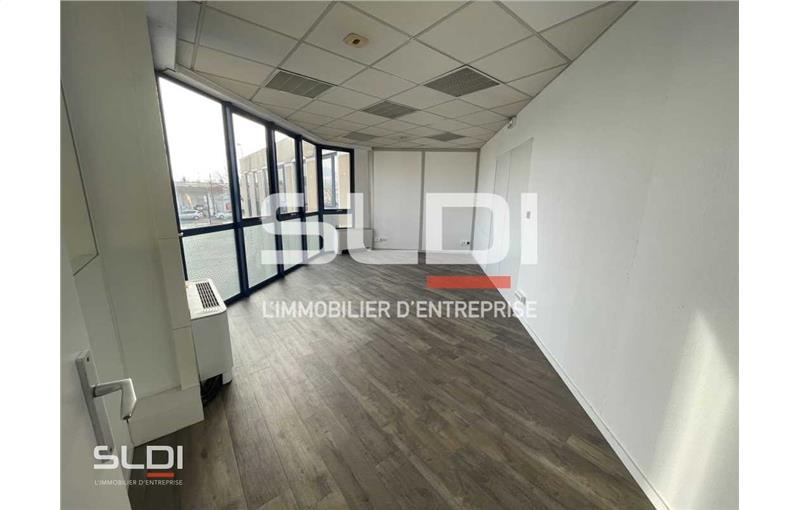 Location de bureau de 407 m² à Villefranche-sur-Saône - 69400 photo - 1