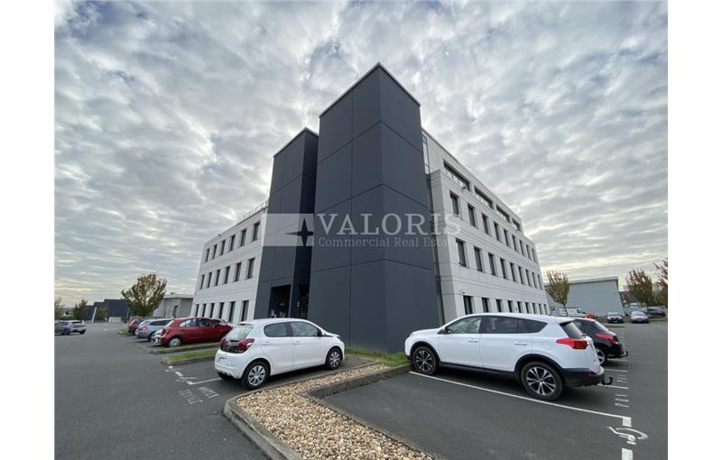 Location de bureau de 556 m² à Villefranche-sur-Saône - 69400 photo - 1