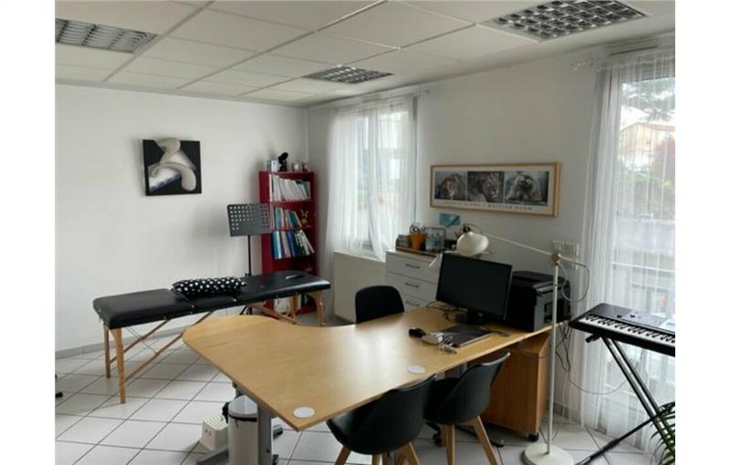 Location de bureau de 19 m² à Villefranche-sur-Saône - 69400 photo - 1