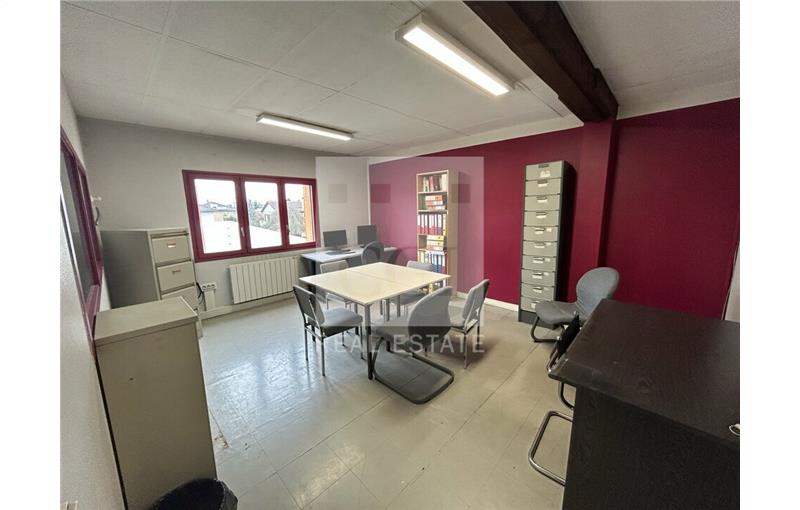 Location de bureau de 426 m² à Villefranche-sur-Saône - 69400 photo - 1