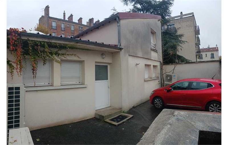 Location de bureau de 197 m² à Villejuif - 94800 photo - 1