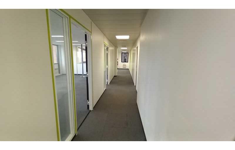 Location de bureau de 245 m² à Villeneuve-d'Ascq - 59491 photo - 1
