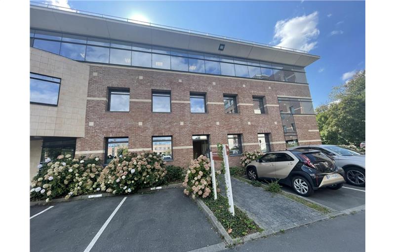Location de bureau de 263 m² à Wasquehal - 59290 photo - 1