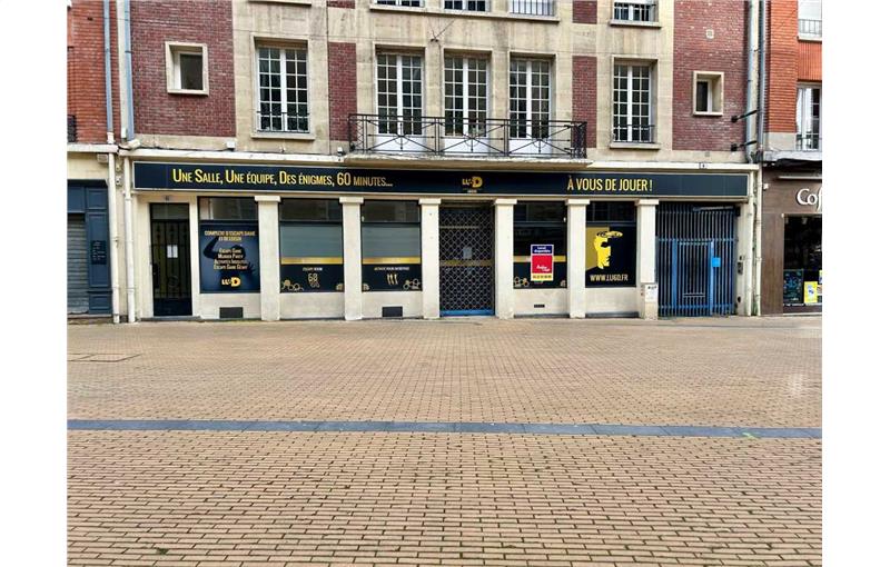 Location de local commercial de 520 m² à Amiens - 80000 photo - 1