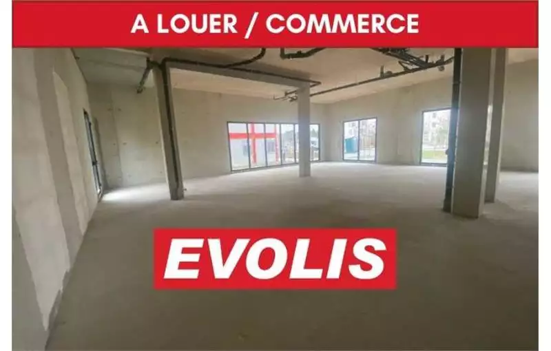 Location de local commercial de 263 m² à Amiens - 80000