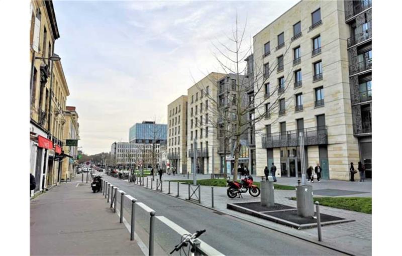 Location de local commercial de 182 m² à Bordeaux - 33000 photo - 1