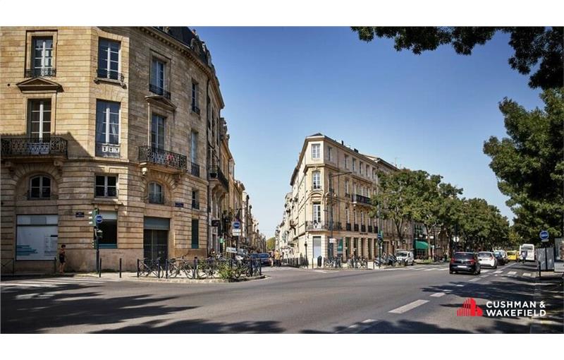Location de local commercial de 115 m² à Bordeaux - 33000 photo - 1