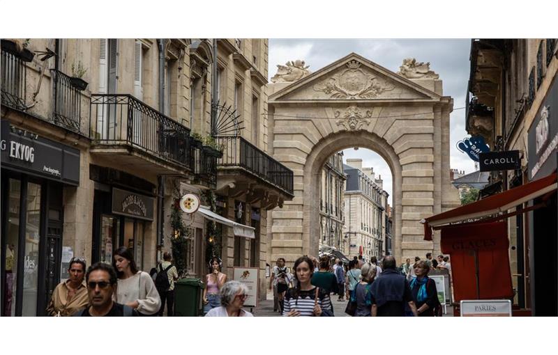 Location de local commercial de 225 m² à Bordeaux - 33000 photo - 1