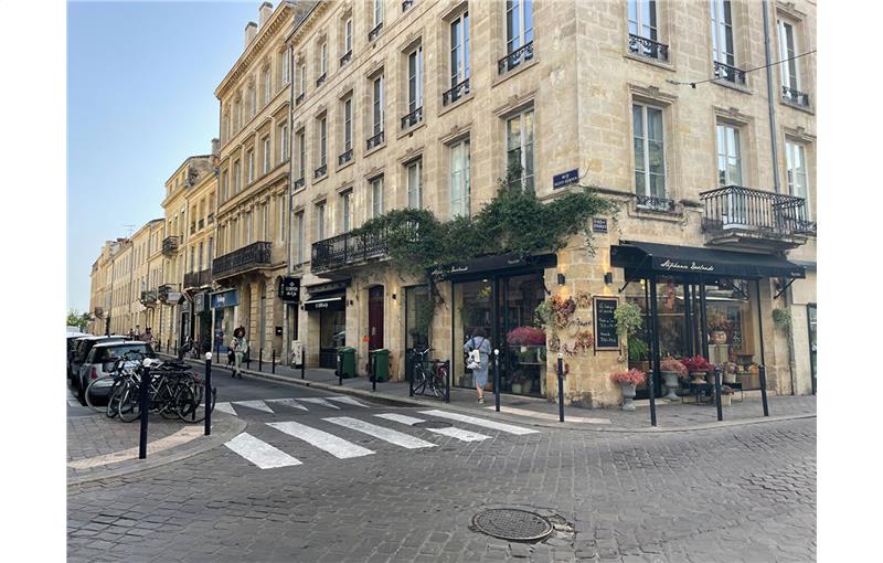 Location de local commercial de 65 m² à Bordeaux - 33000 photo - 1