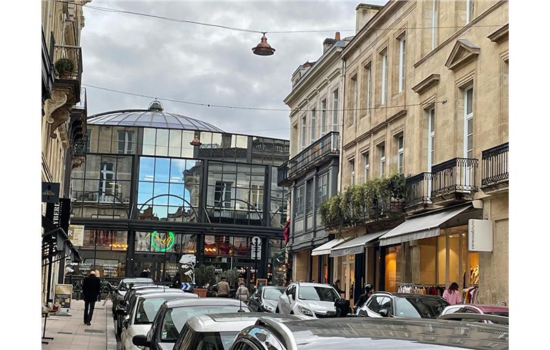 Location de local commercial de 56 m² à Bordeaux - 33000 photo - 1