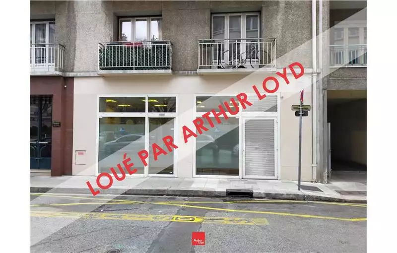 Location de local commercial de 63 m² à Grenoble - 38000