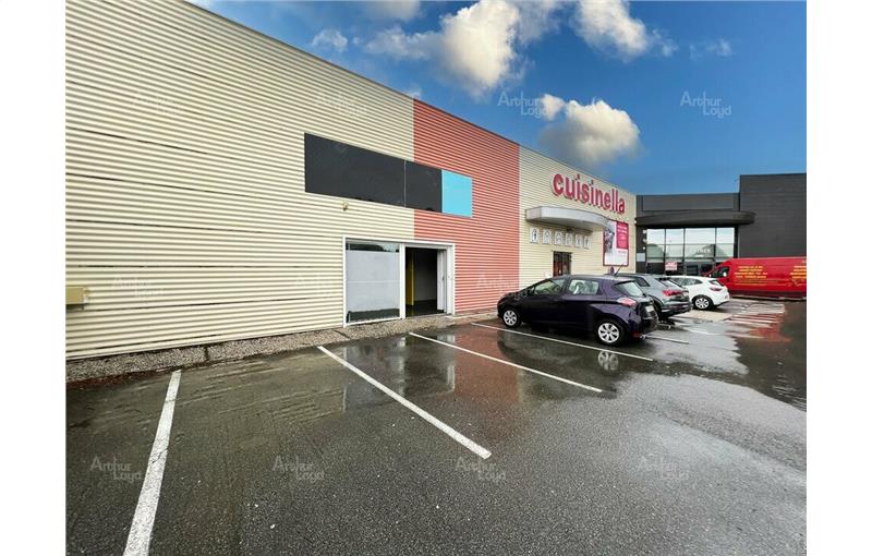 Location de local commercial de 324 m² à Langres - 52200 photo - 1