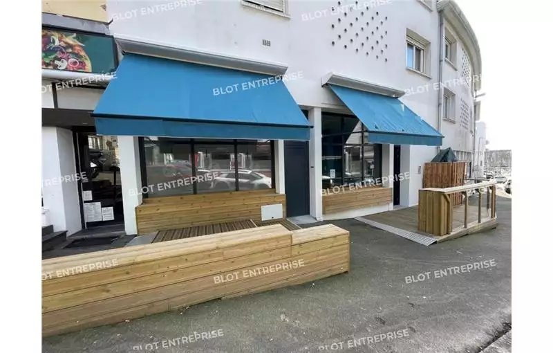 Location de local commercial de 90 m² à Lorient - 56100