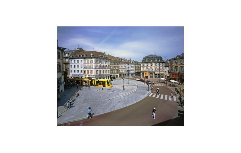 Location de local commercial de 95 m² à Mulhouse - 68100 photo - 1