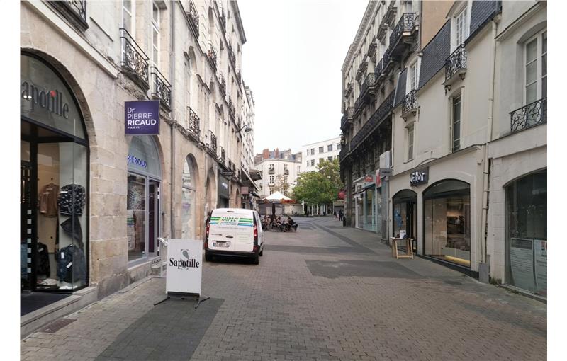 Location de local commercial de 34 m² à Nantes - 44000 photo - 1