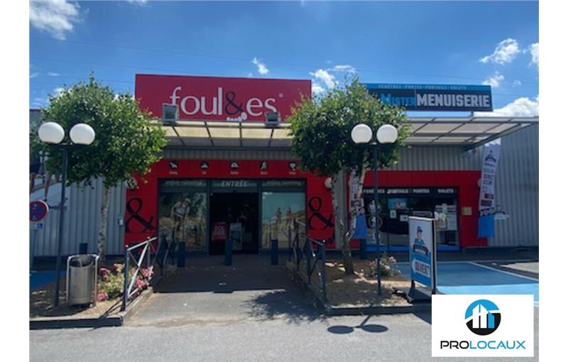 Location de local commercial de 330 m² à Nogent-sur-Oise - 60180 photo - 1