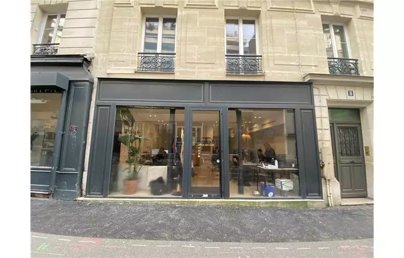 Location de local commercial de 104 m² à Paris 11 - 75011