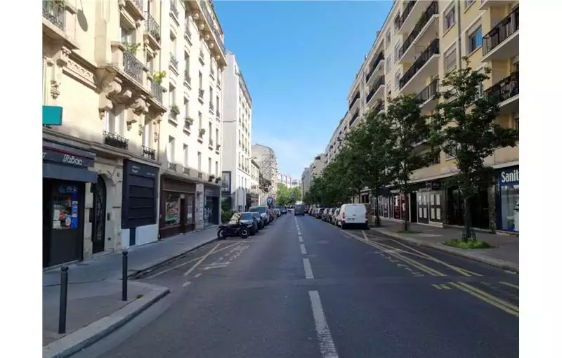 Location de local commercial de 141 m² à Paris 13 - 75013