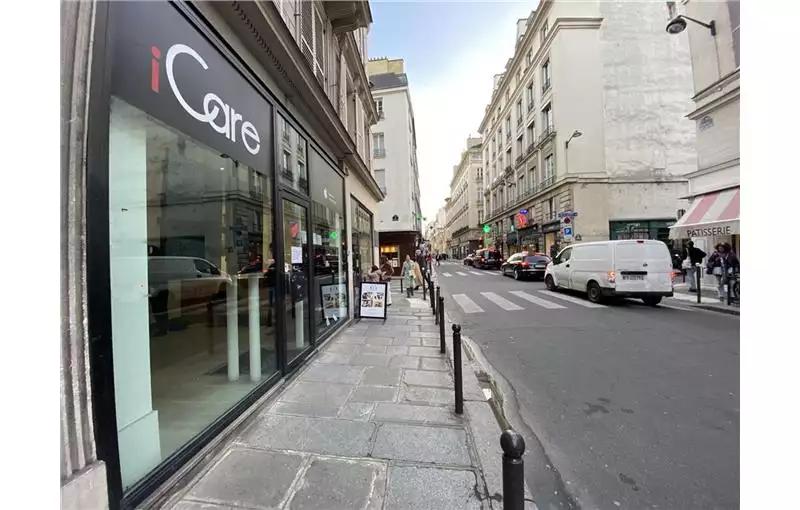 Location de local commercial de 111 m² à Paris 6 - 75006