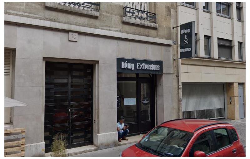 Location de local commercial de 48 m² à Paris 8 - 75008 photo - 1