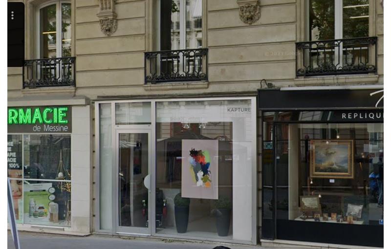 Location de local commercial de 20 m² à Paris 8 - 75008 photo - 1