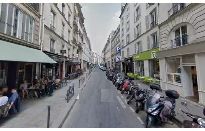 Location de local commercial de 63 m² à Paris 9 - 75009