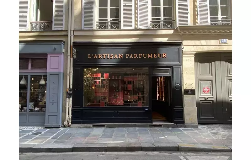Location de local commercial de 53 m² à Paris 9 - 75009