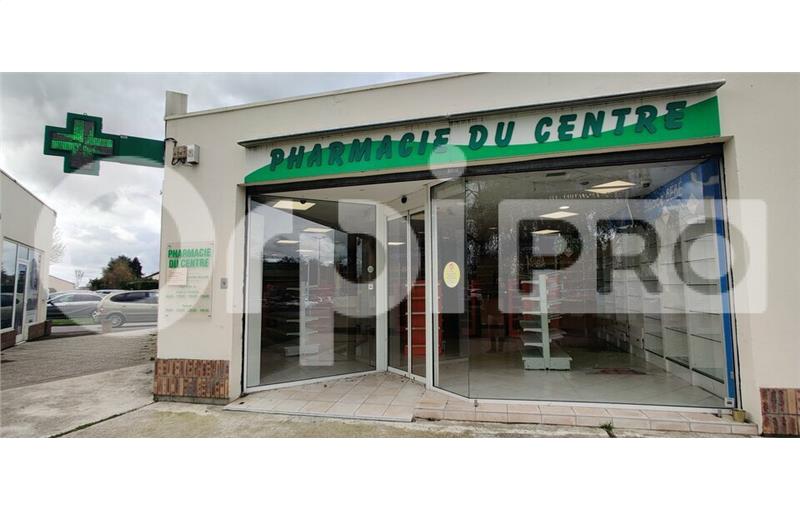 Location de local commercial de 192 m² à Saint-Germain-lès-Corbeil - 91250 photo - 1