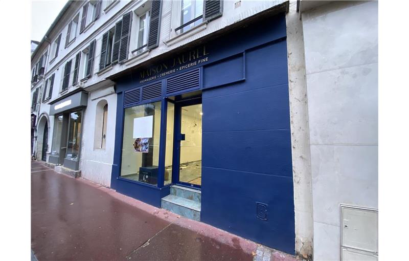 Location de local commercial de 52 m² à Sèvres - 92310 photo - 1