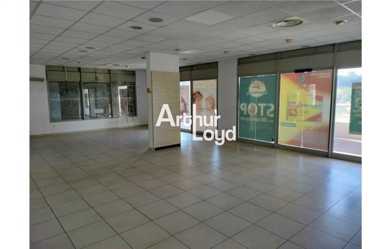 Location de local commercial de 232 m² à Sophia Antipolis - 06560 photo - 1