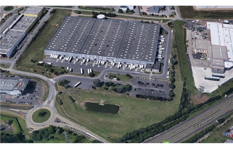 Location d'entrepôt de 30 943 m² à Allonne - 60000 photo - 1