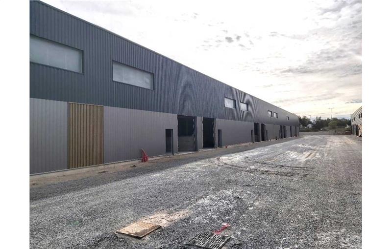 Location d'entrepôt de 7 370 m² à Ambarès-et-Lagrave - 33440 photo - 1