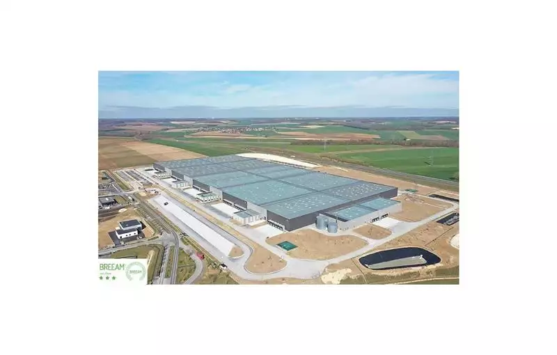 Location d'entrepôt de 116645 m² à Amiens - 80000