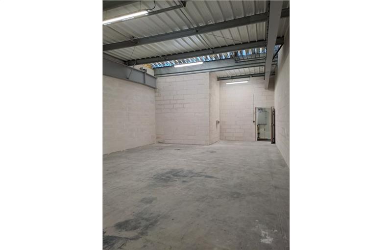 Location d'entrepôt de 71 m² à Ancenis - 44150 photo - 1