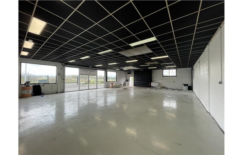 Location d'entrepôt de 250 m² à Angerville-la-Campagne - 27930 photo - 1