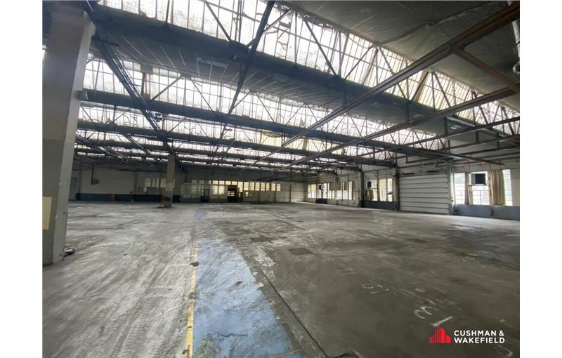 Location d'entrepôt de 14 000 m² à Angoulême - 16000 photo - 1