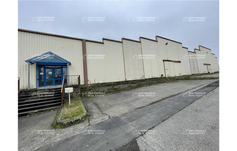 Location d'entrepôt de 4 600 m² à Argentré-du-Plessis - 35370 photo - 1