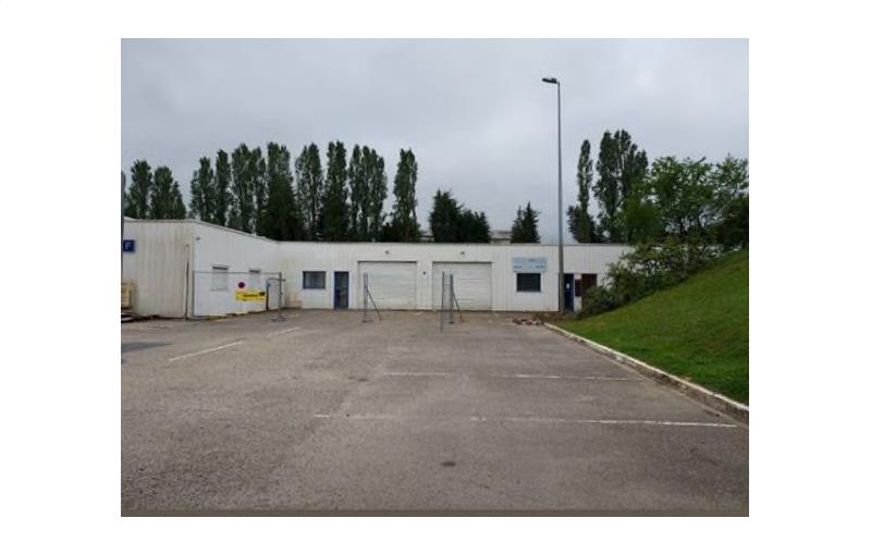 Location d'entrepôt de 157 m² à Artigues-près-Bordeaux - 33370 photo - 1