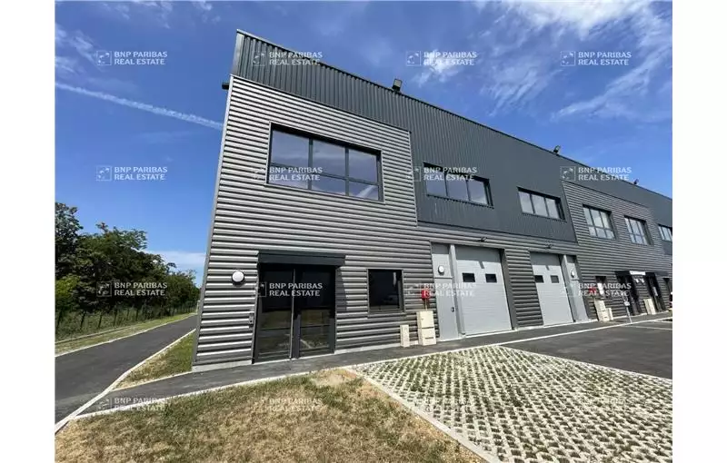 Location d'entrepôt de 769 m² à Aubergenville - 78410
