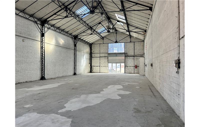 Location d'entrepôt de 342 m² à Aubervilliers - 93300 photo - 1