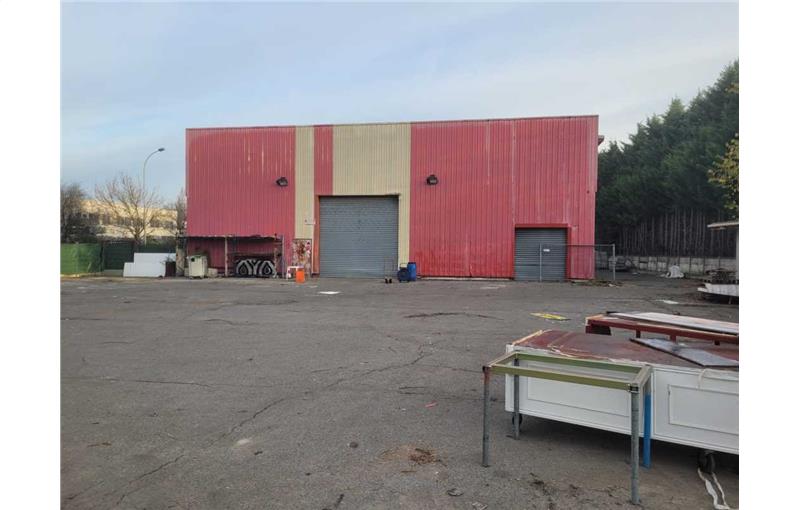 Location d'entrepôt de 2 000 m² à Aulnay-sous-Bois - 93600 photo - 1
