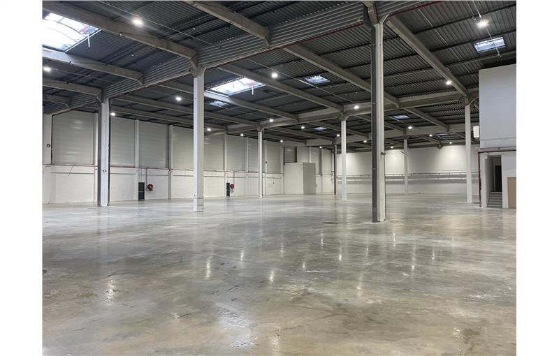 Location d'entrepôt de 4 531 m² à Aulnay-sous-Bois - 93600 photo - 1