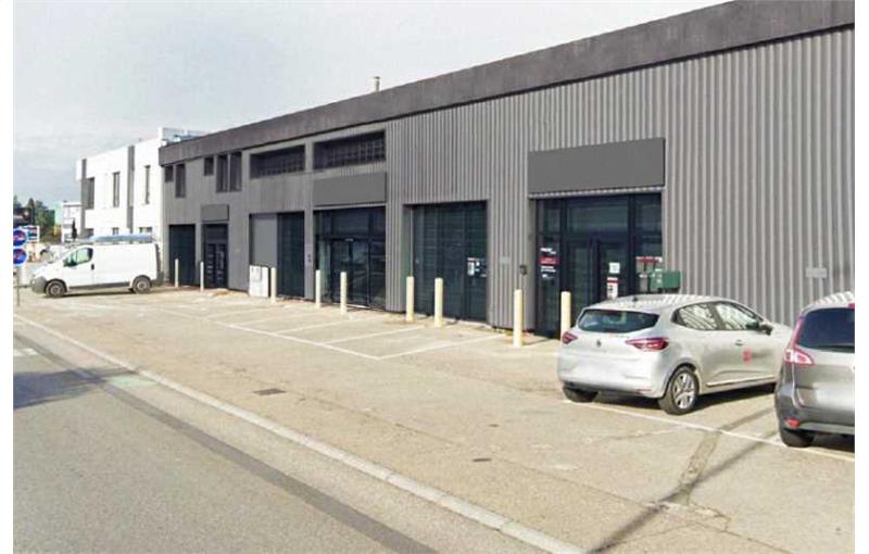 Location d'entrepôt de 480 m² à Avignon - 84000 photo - 1