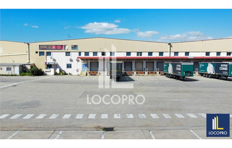 Location d'entrepôt de 3 071 m² à Avignon - 84000 photo - 1