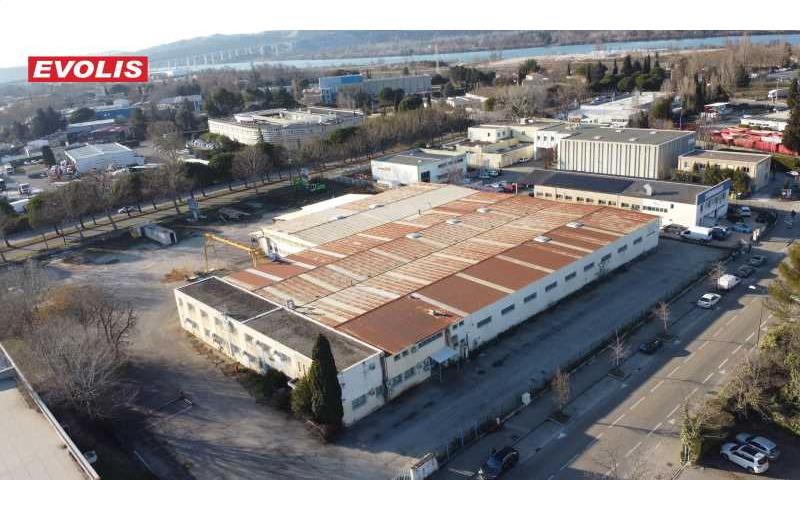 Location d'entrepôt de 1 510 m² à Avignon - 84000 photo - 1