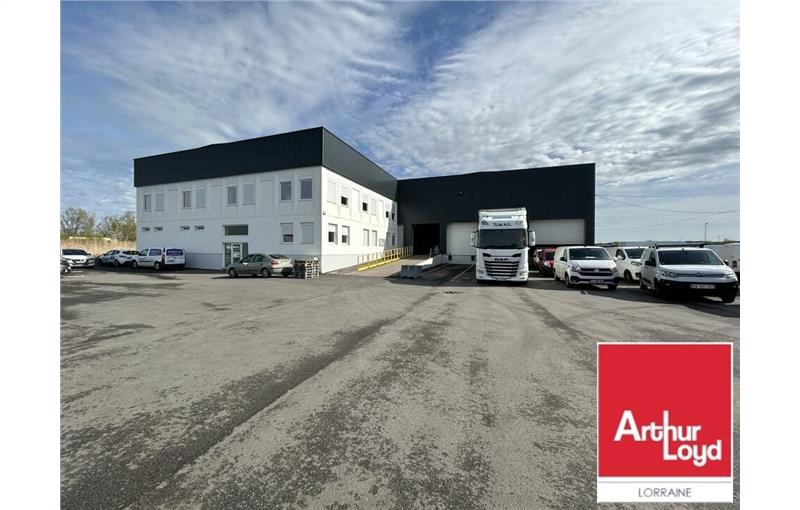 Location d'entrepôt de 2 400 m² à Basse-Ham - 57970 photo - 1
