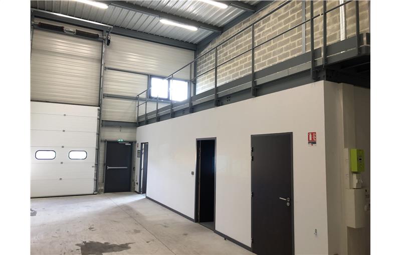 Location d'entrepôt de 130 m² à Beauvais - 60000 photo - 1